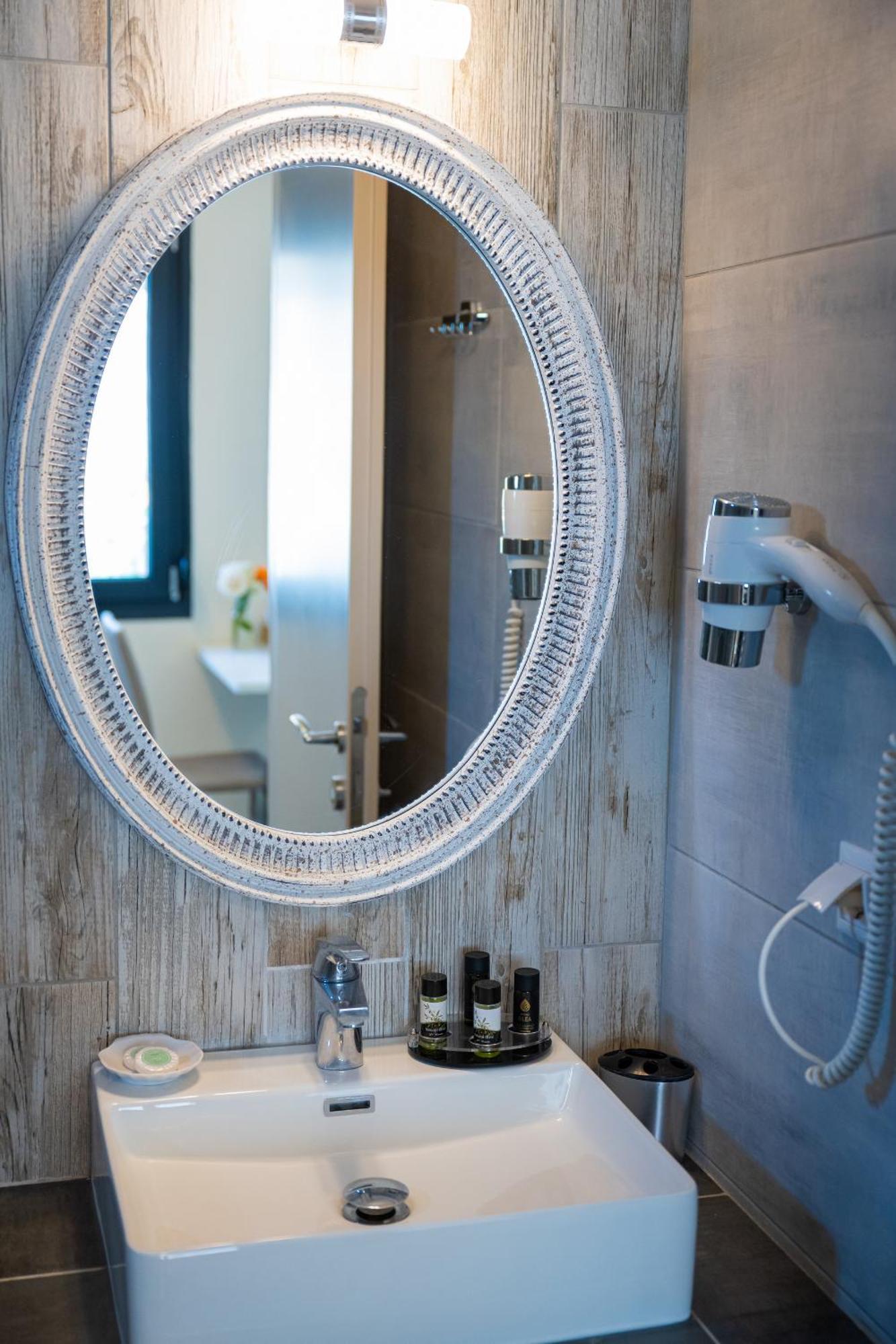 Callista Suites فلوغيتا المظهر الخارجي الصورة